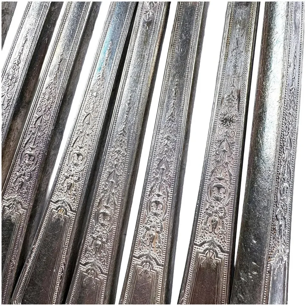 1847 Rogers Bros Ancestral Set 8 Viande Knives INSICO Stainless Silverplate